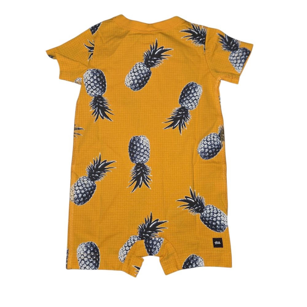 Tea Collection Pocket Romoer 100% Cotton In Pinapple Party Print - Picture 2 of 3